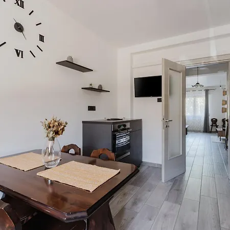 Apartment Terry's House Oristano